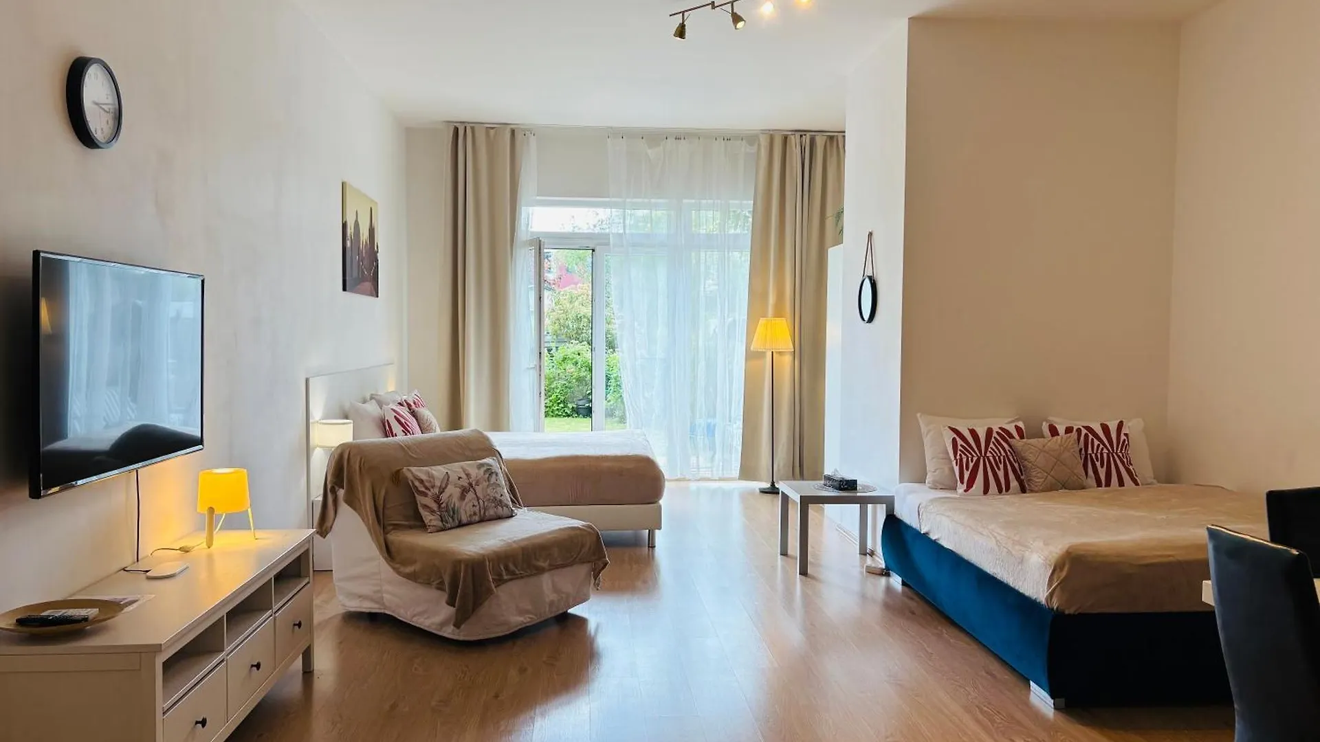 Maria Apartments - Free Parking Prague Czech Republic