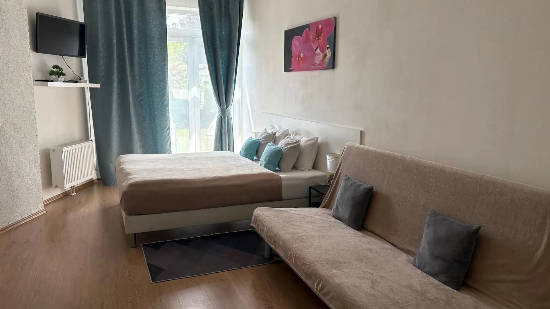 Maria Apartments - Free Parking Prague